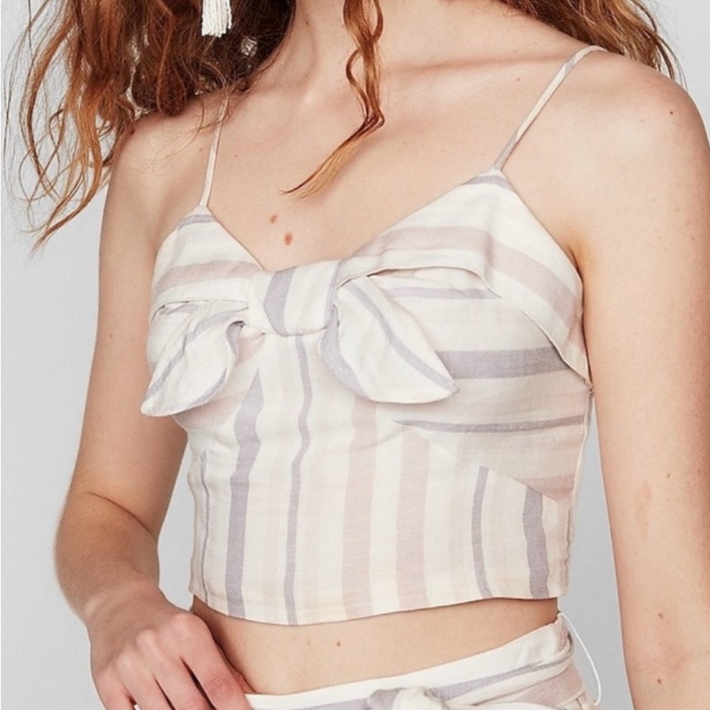 ⚡️Flash Sale⚡️ Express Stripe Cropped Linen Top